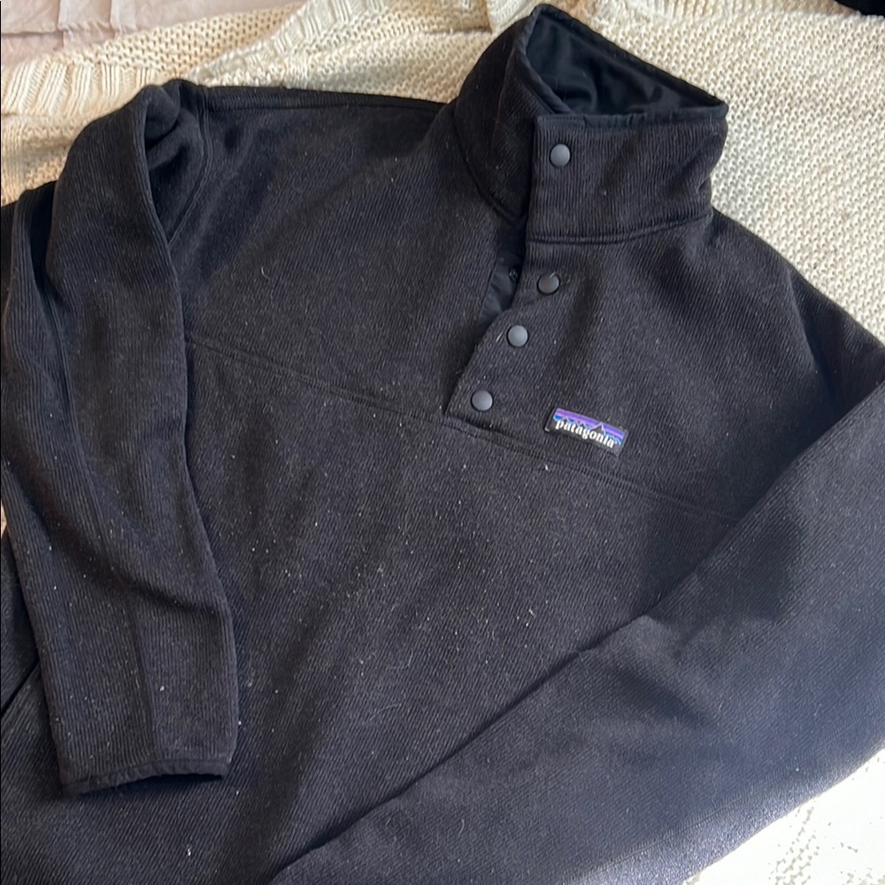 Patagonia Black Women's Pullover